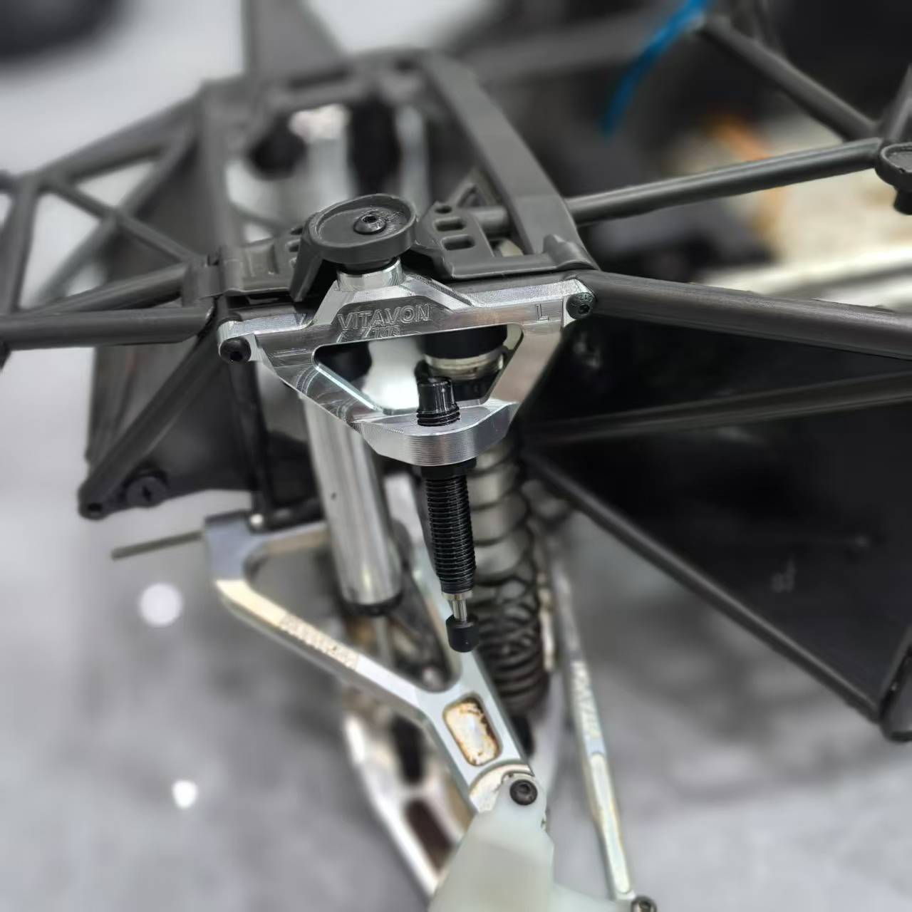 VITAVON UDR CNC Alu7075 Front chassis Reinforcement Adjustable Buffer Mount For Traxxas UDR 1/7
